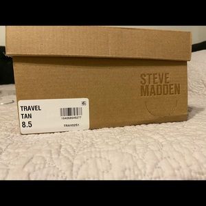 SOLD!! Steve Madden Tan Travel sandals